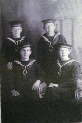 Clyde 31882 A.B. William Fulton Woodrow, R.N.V.R., seated front left